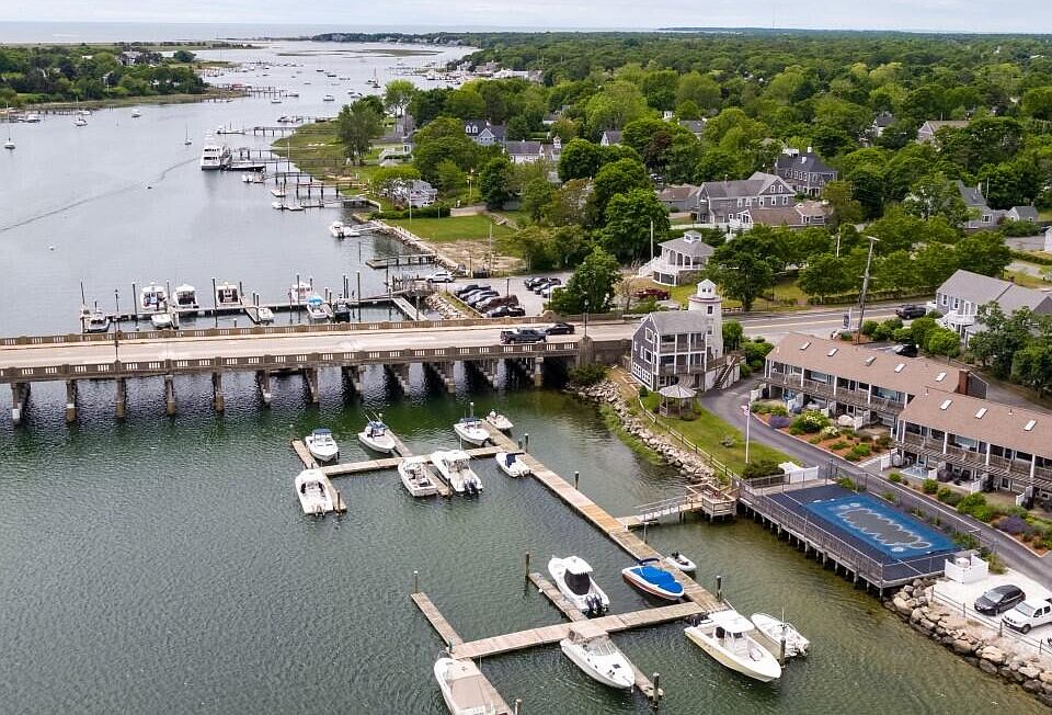 1376 Bridge Street UNIT 18, South Yarmouth, MA 02664 Zillow