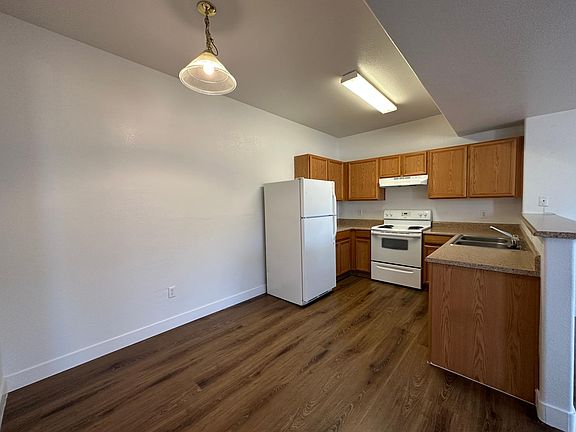 3rd image of 2010 Rancho Lake Dr Unit 204