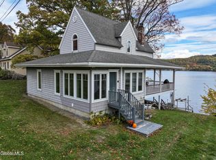 11 Coates Point, Ticonderoga, NY 12883