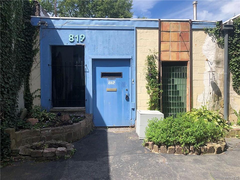 1st image of 812 Elmwood Ave