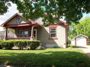 1043 W Webster St, Springfield, MO 65802