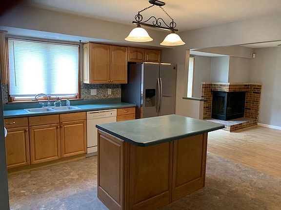 5th image of 3653 Rosant Ct
