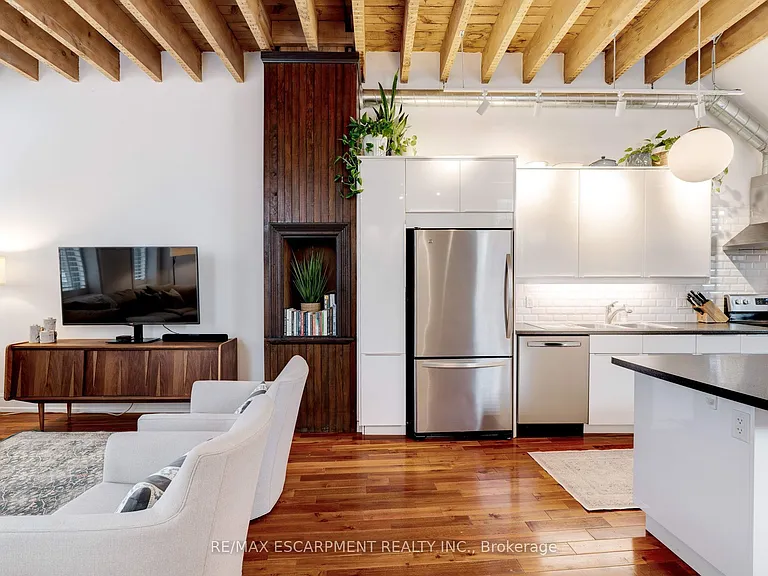 205 King St E #2 — Photo 18