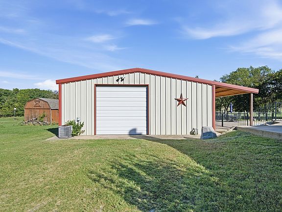 3rd image of 108 Cedar Ranch Dr