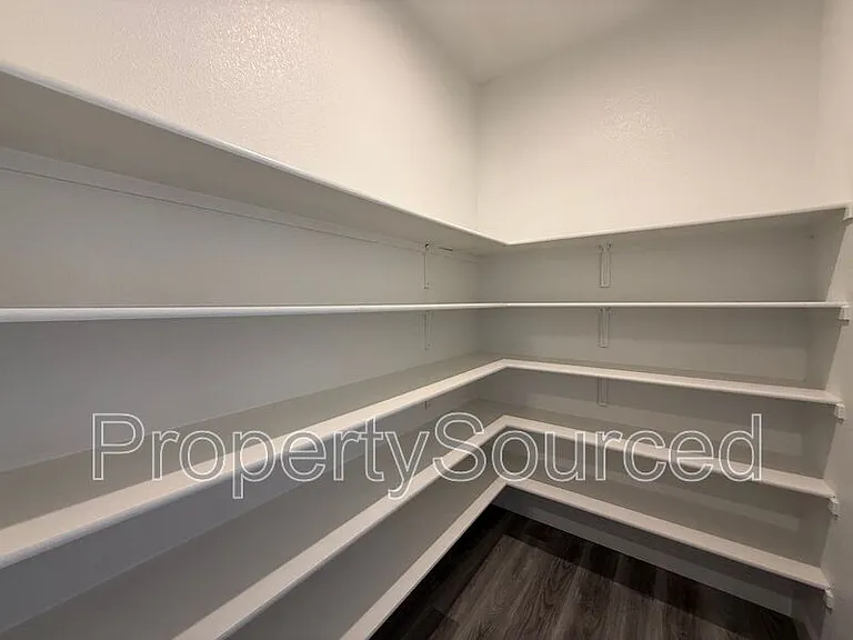614 Madrone St — Photo 17