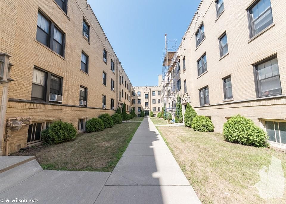 1st image of 1940 W Wilson Ave #1025