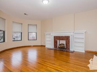 6226 S Woodlawn Ave #2AA, Chicago, IL 60637