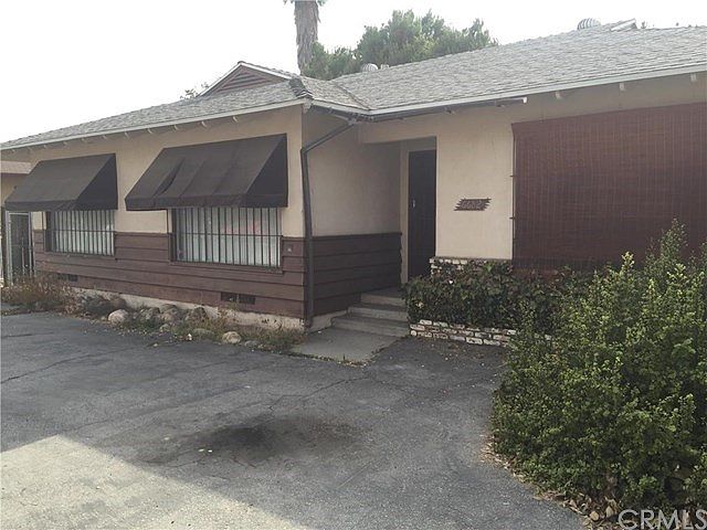 1st image of 6682 Del Rosa Ave