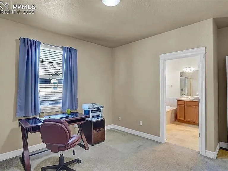 10618 Ouray Creek Point — Photo 22