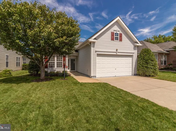 3809 Mulberry Point Ct, Dumfries, VA 22025