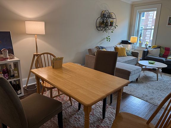 2nd image of 12 Short St APT 5