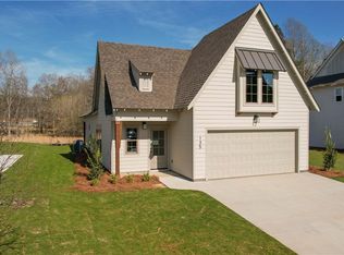 3114 Bottle Way, Auburn, AL 36830