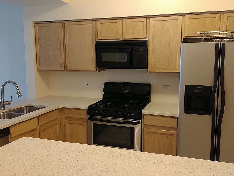 1st image of 1331 S Candlestick Way #4