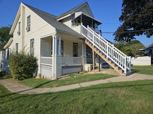 619 W High St #4, Womelsdorf, PA