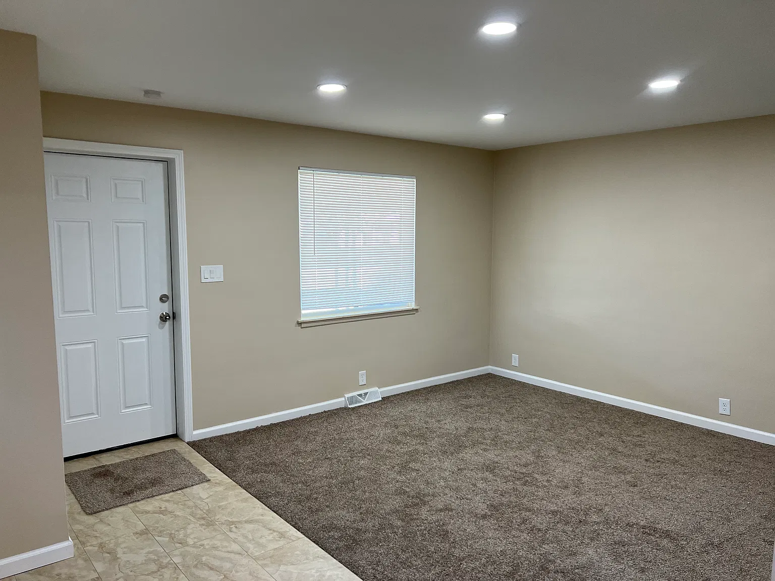 3 bed, 1100 sqft, $1,500 — Photo 4