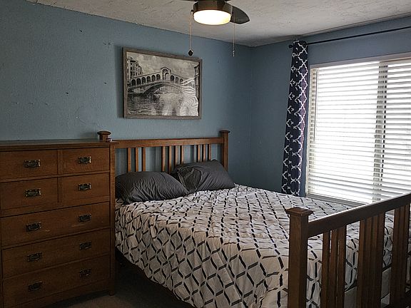 2nd image of 3399 Crystal Ln