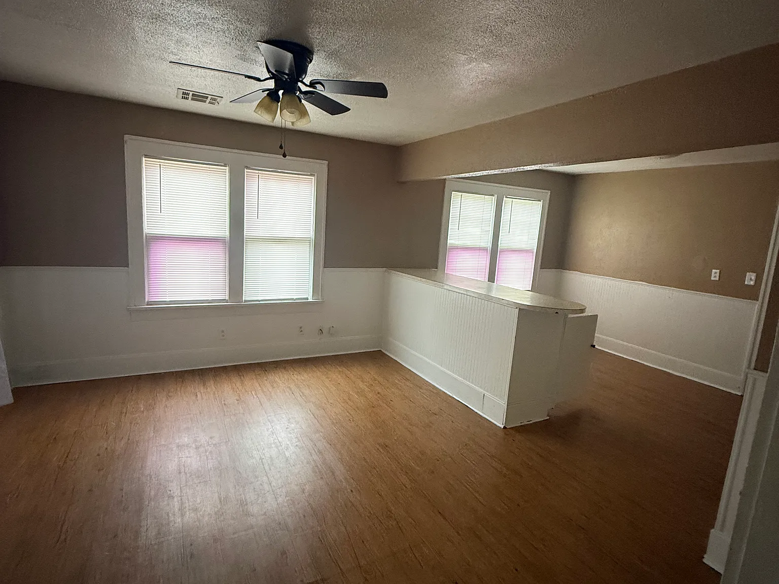 2 bed, 908 sqft, $750 — Photo 4