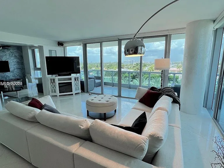 9401 Collins Ave #603 — Photo 3