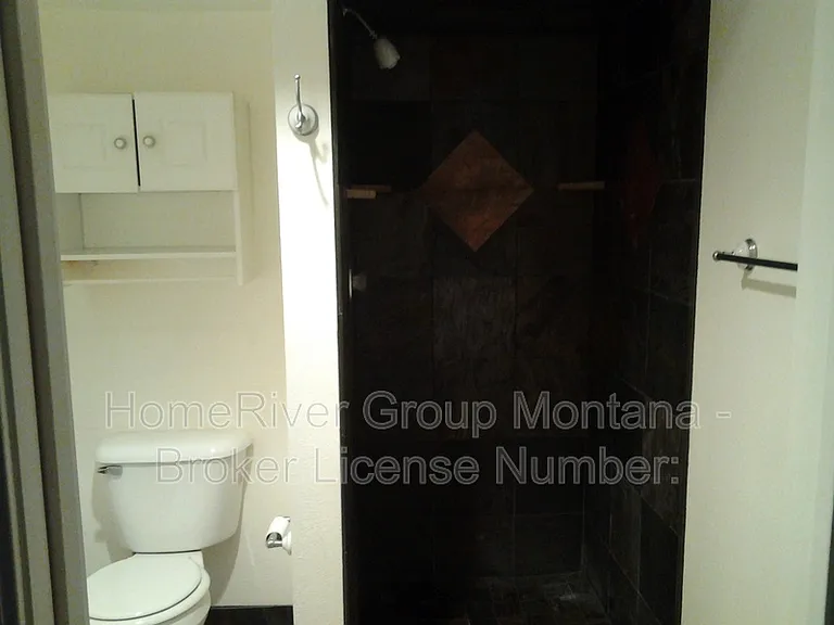 2623 S Higgins Ave — Photo 8