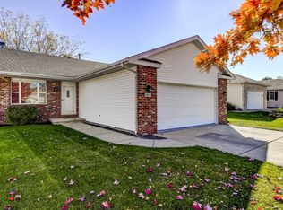 1610 Woodmore Dr, Springfield, IL 62711