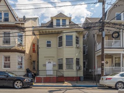 58 Park Ave, Paterson, NJ, 07501