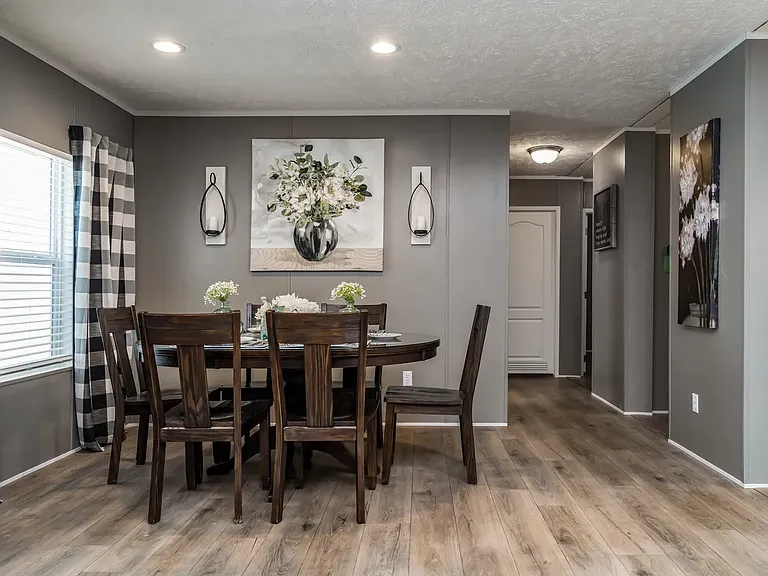 12518 Descanso Cir — Photo 2