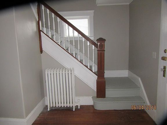 4th image of 253 Arnold St