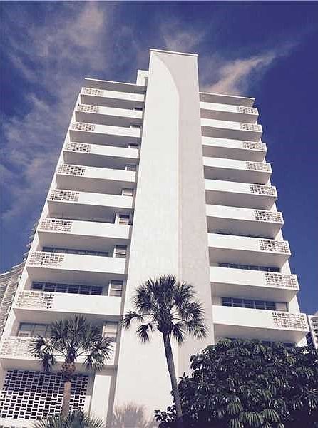 1st image of 2121 N Bayshore Dr APT 604