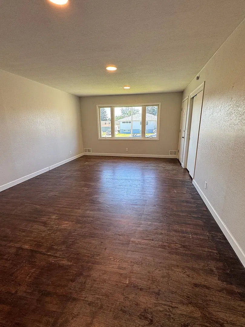 1109 N18th Triplex — Photo 1