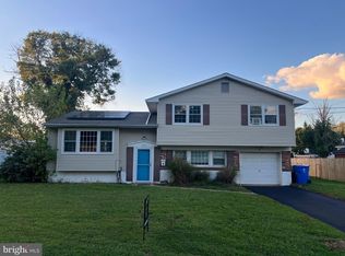 204 N Harrison Ave, Edgewater Park, NJ 08010