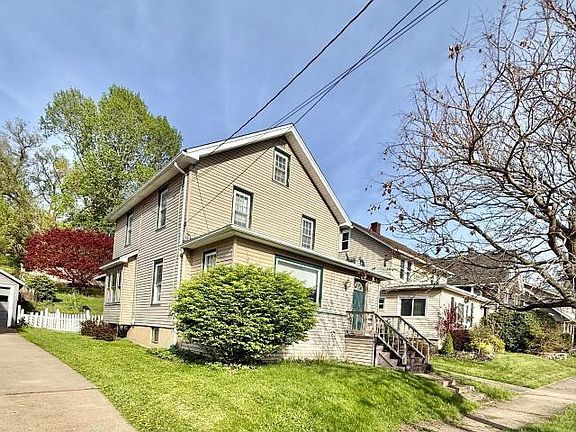 2nd image of 20 Orchard St #5