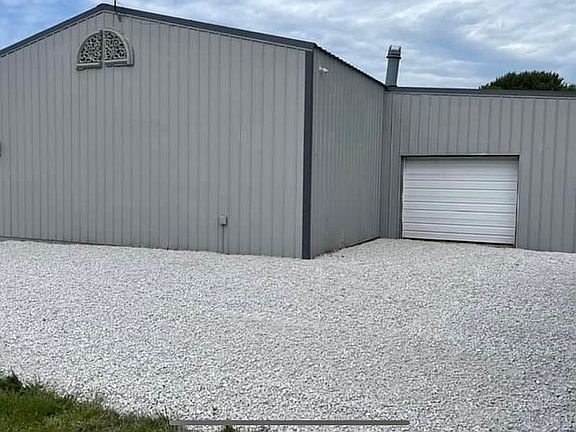 3rd image of 4750 N Old State Road 55