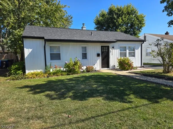 113 S 15Th Ave, Manville Boro, NJ 08835