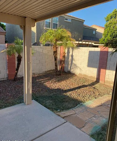 8777 W Dahlia Dr — Photo 7