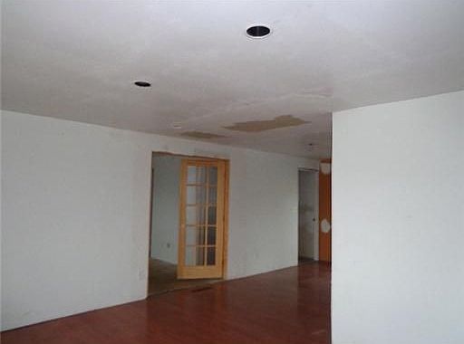 5th image of 6308 Falkland Dr