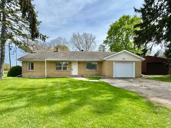 2922 Niles Rd, Saint Joseph, MI 49085