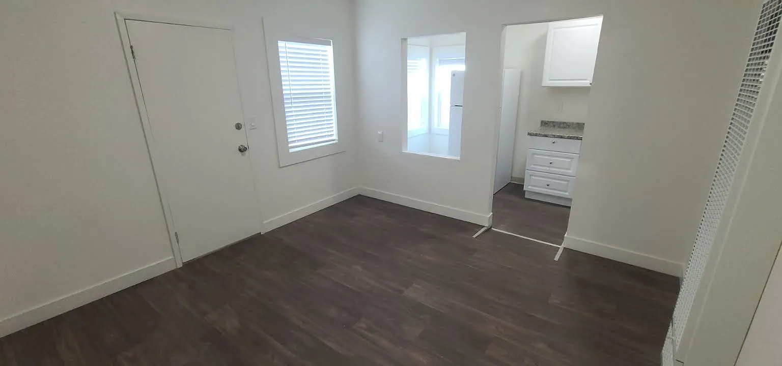 1 bed, 625 sqft, $1,900 — Photo 3
