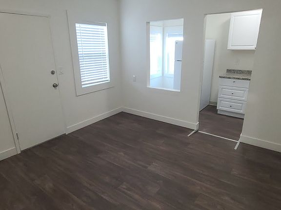 3rd image of 85 1/2 Madison Ave