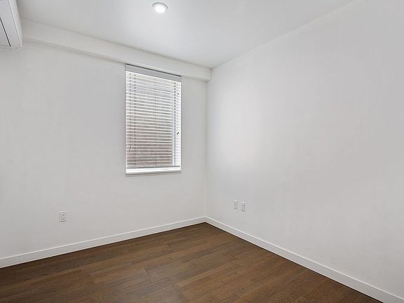 4th image of 1638 8th Ave APT 2B