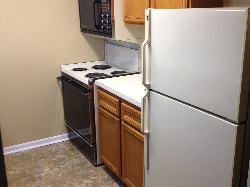 20924 Flora St, Roseville, MI 48066 Zillow