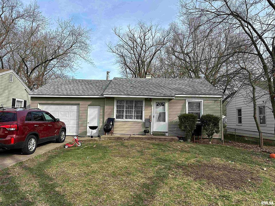 1st image of 1042 S Tonti Cir