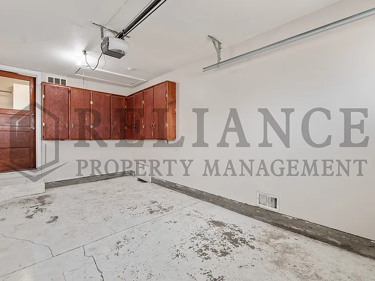 1720 S Windsor Rd — Photo 31