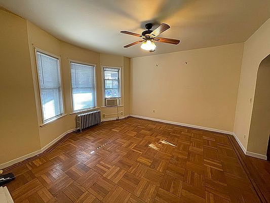 5th image of 50 Bay St Floor 1