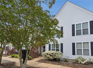 213 Persimmon Dr, Yorktown, VA 23693