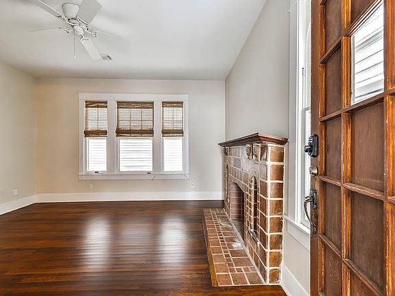 4th image of 2817 Avenue P 1/2