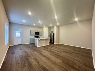 6816 SW Devotion Ave #1, Bentonville, AR 72713