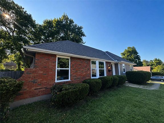 3rd image of 7504 Overton Ave