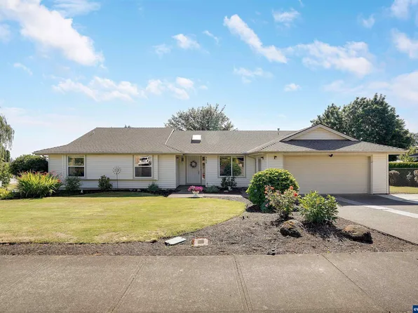 382 Suncrest Ave NW, Salem, OR 97304