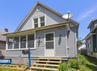 822 School Pl, Green Bay, WI 54303