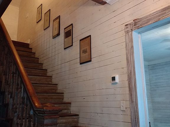 Beautiful stairway upon entrance